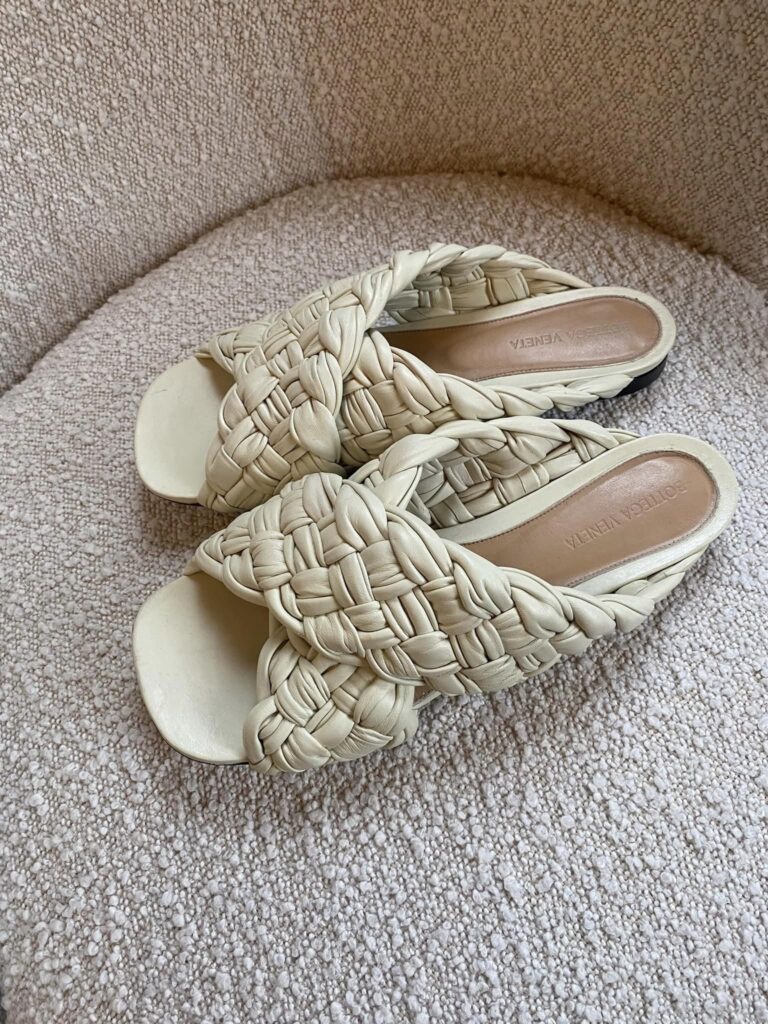 Klapki Bottega Veneta Roz 40