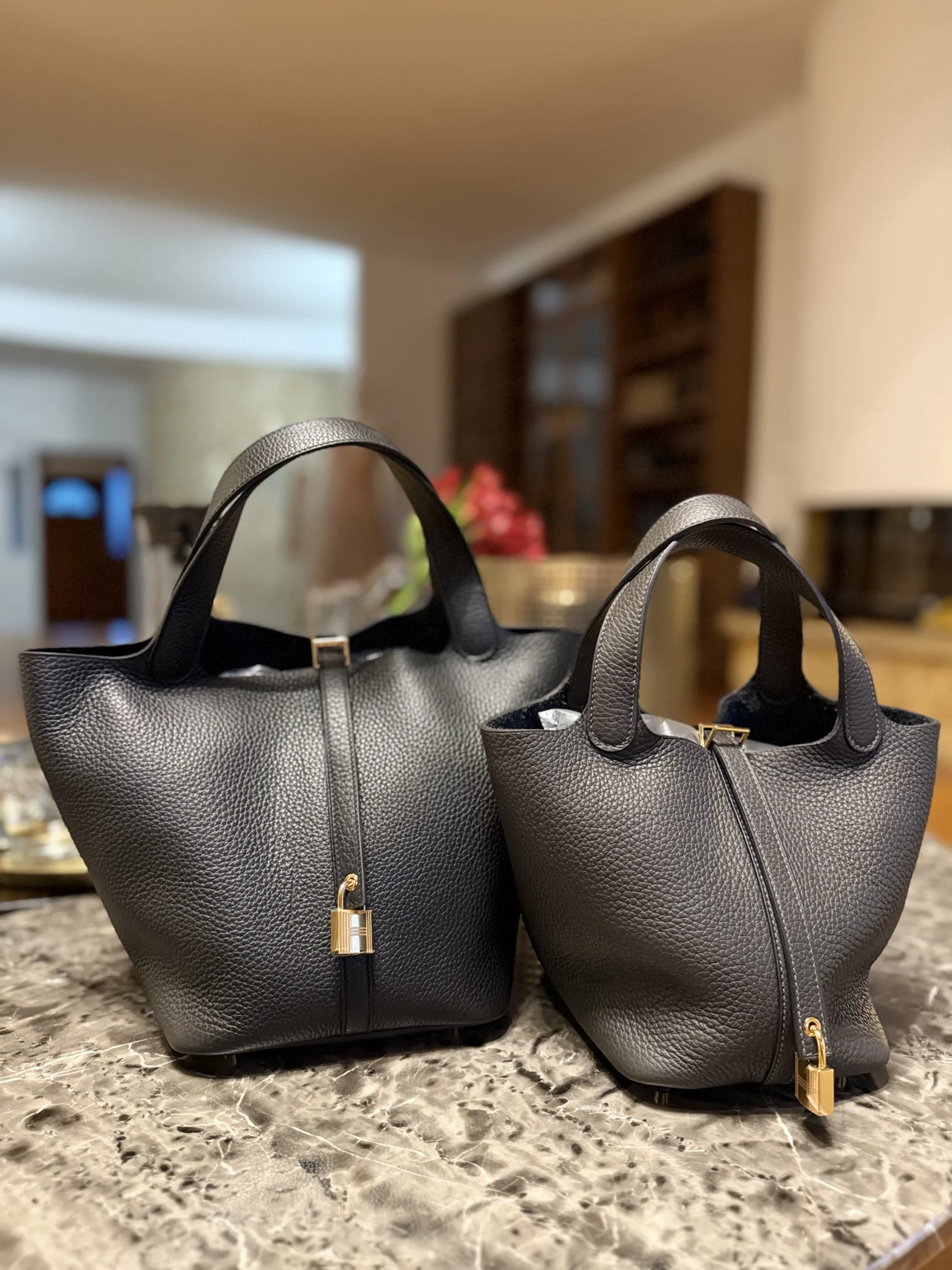 Torby i torebki designerskie używane - Luksusowe torby marki premium w komisie Zapasy z Szafy Szczecin