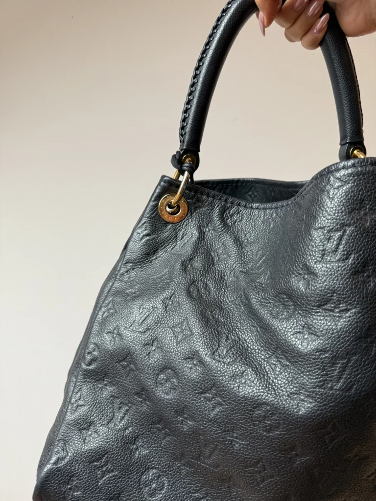 Louis Vuitton Artsy MM Granatowa