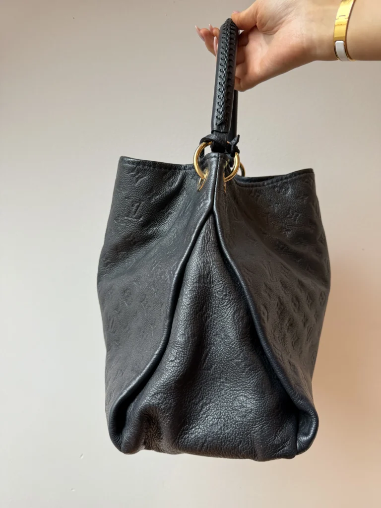 Louis Vuitton Artsy MM Granatowa