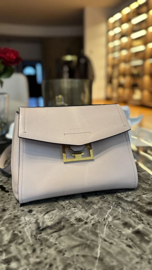 Torebka Givenchy Mystic beżowa