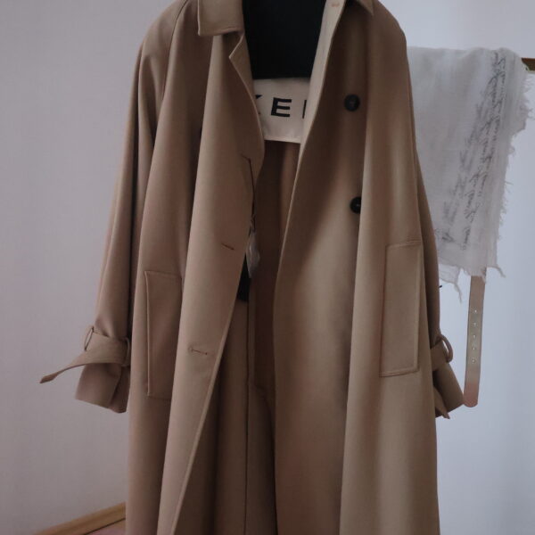 Prochowiec Max Mara beżowy klasyczny trencz