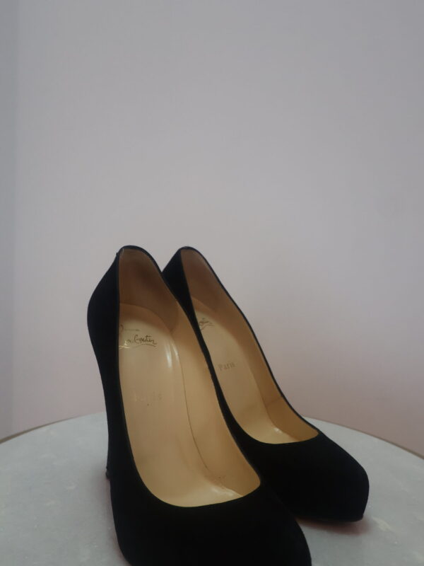 Chritian Louboutin Czarne z zamkiem