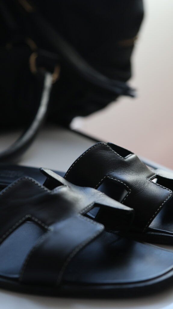 Hermes Oran Czarne Box leather