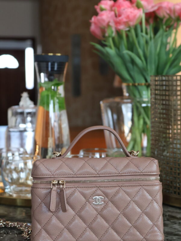 Torebka Chanel Vanity Case slim