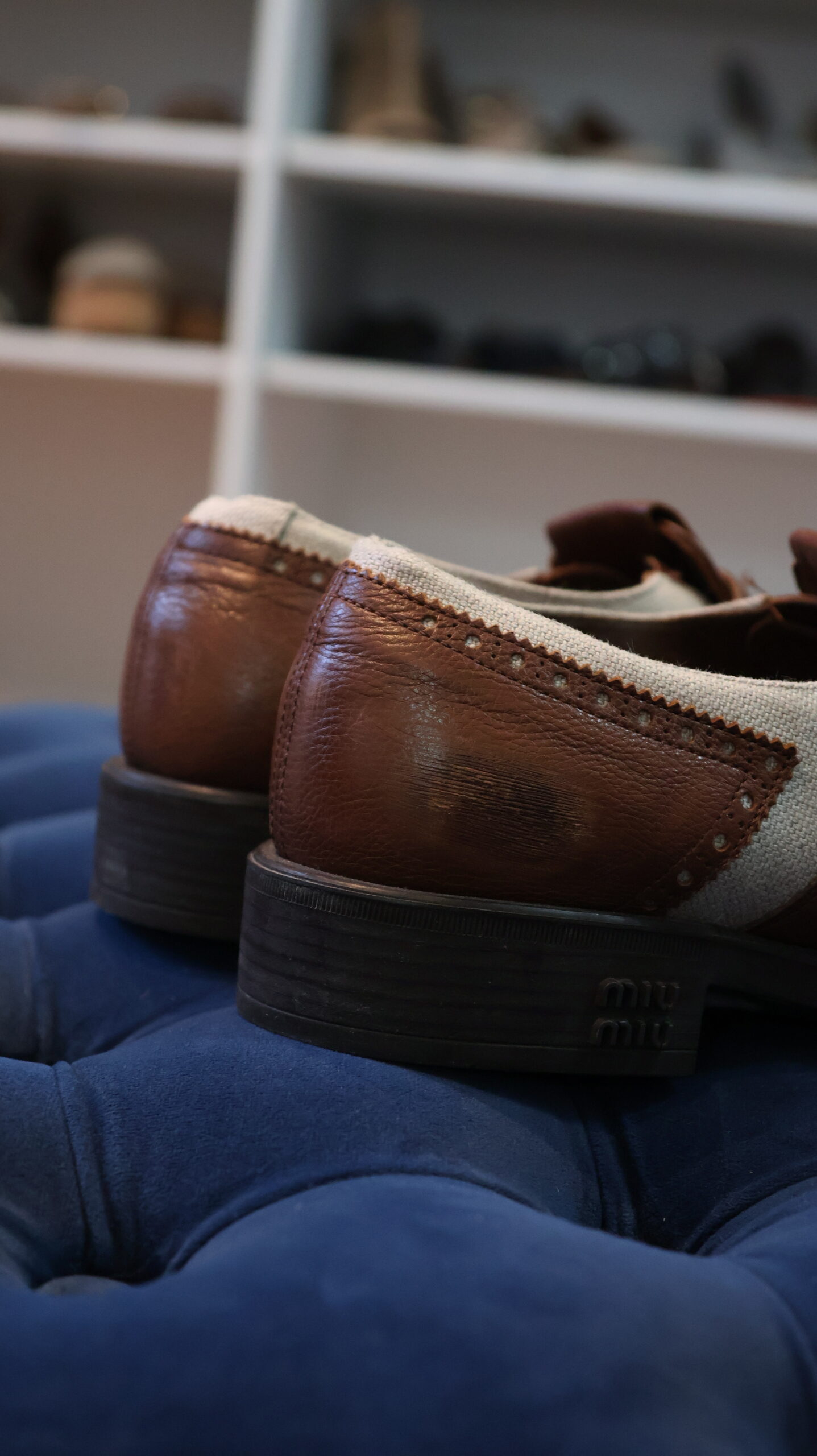 MiuMiu loafersy brązowe - obrazek 3