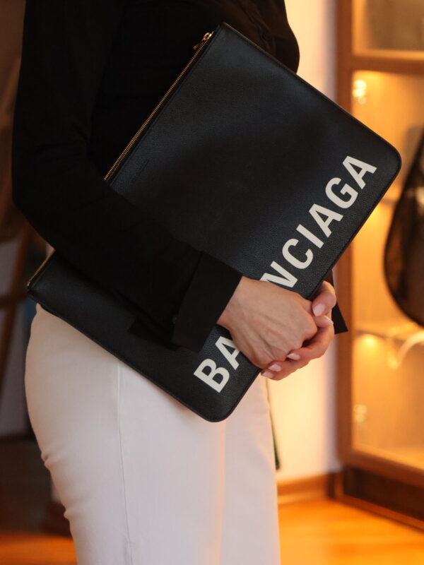 Balenciaga kopertówka czarna
