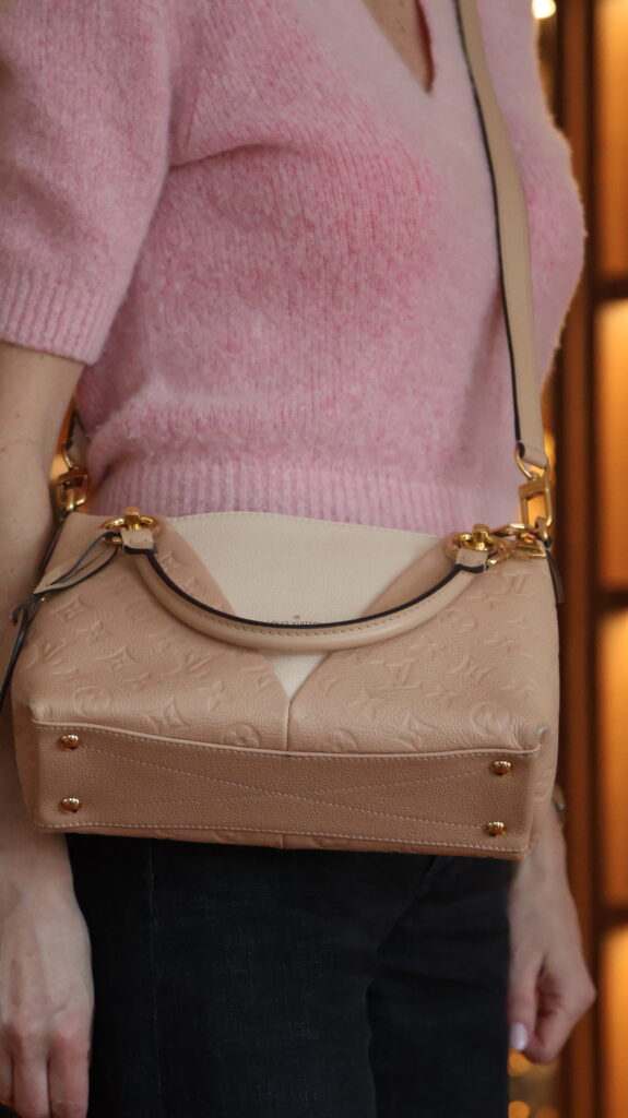 Louis Vuitton Beige Rose Creme Monogram