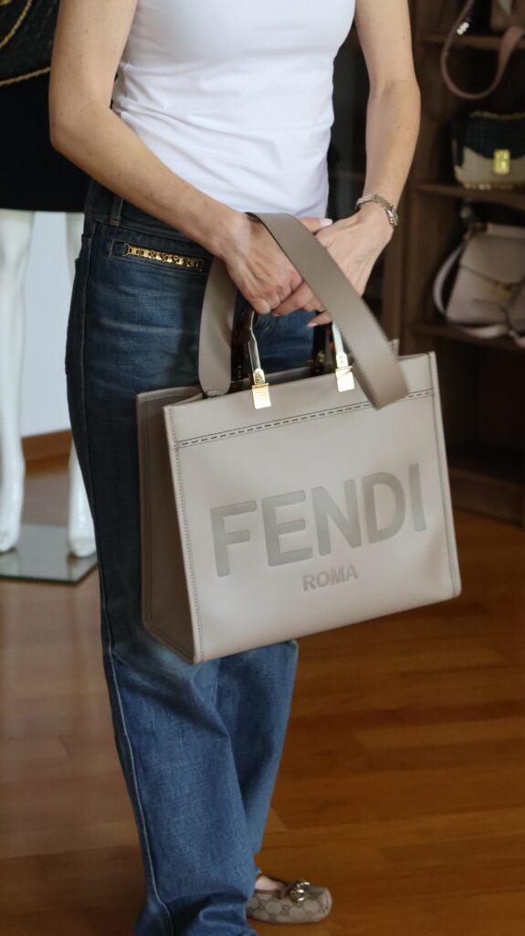 Fendi Sunshine medium tote bag Etoupe