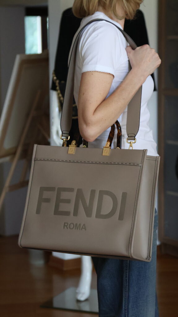 Fendi Sunshine medium tote bag Etoupe