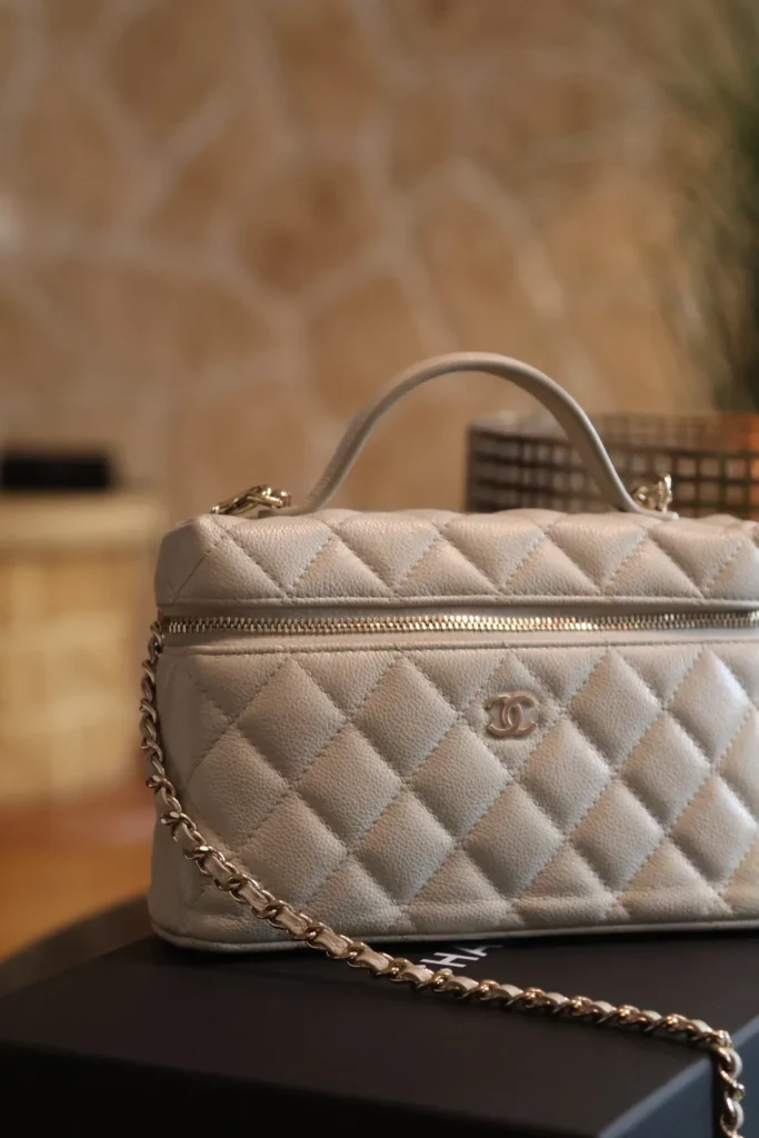Chanel Vanity Case szara