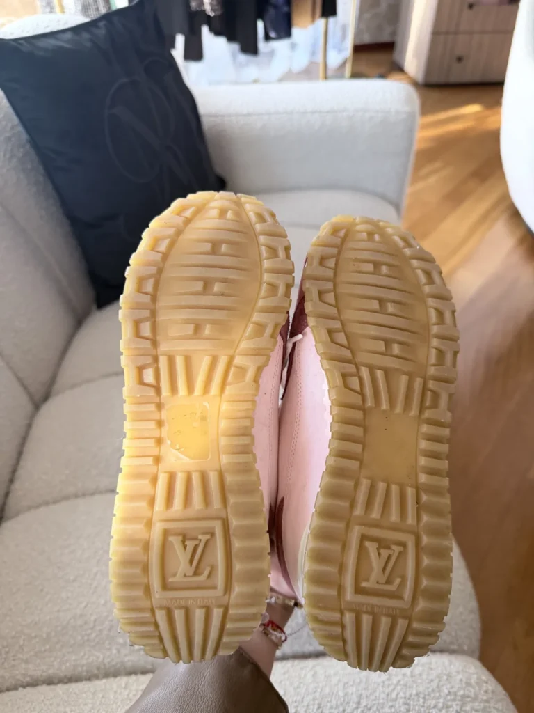Louis Vuitton Sneakersy różowe